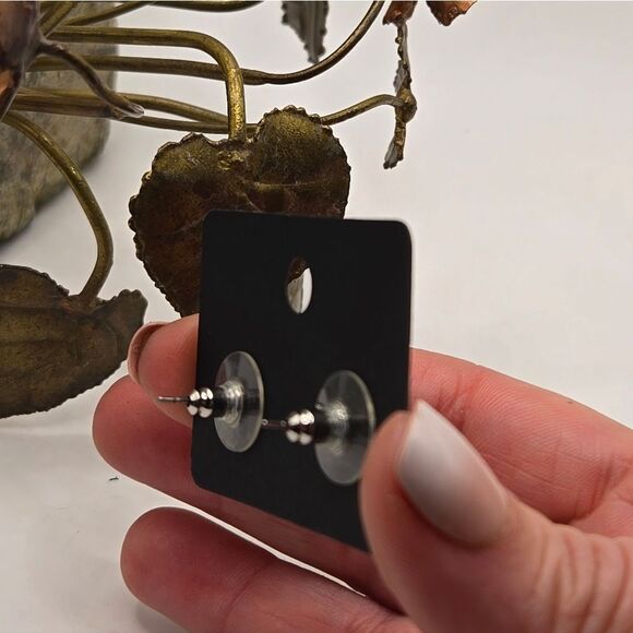 "5/$25" Vintage Estate Inspired Faux Pearl Rhinestone Silvertone Stud Earrings - Picture 6 of 6